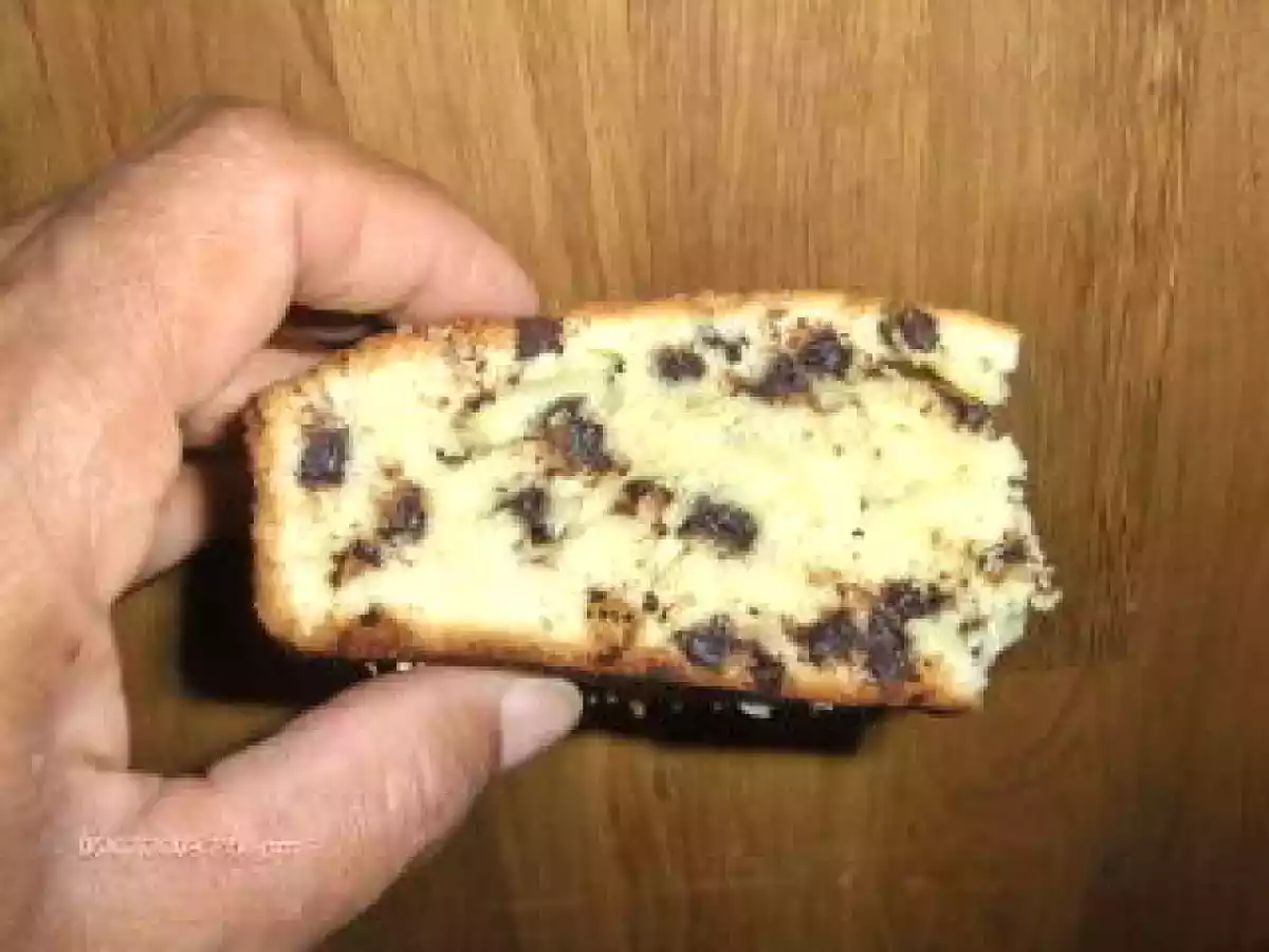 Gâteau à la crème fraîche et aux pépites de chocolat - photo 2