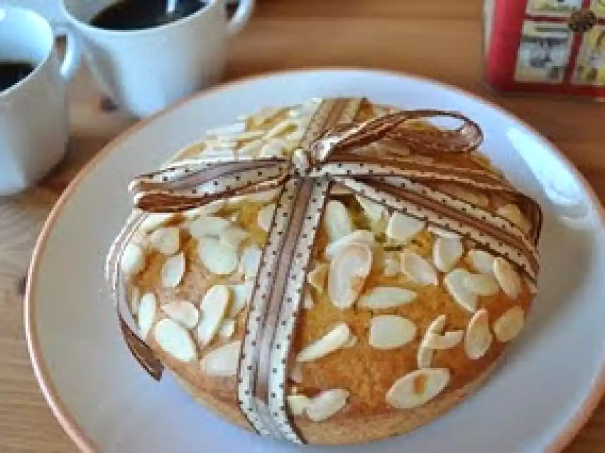 Gâteau à la faisselle de brebis, miel de lavande et pignons - photo 2