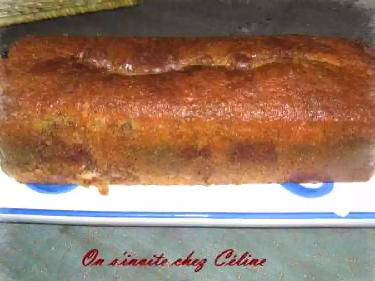 Gâteau au chocolat et à la pistache avec une touche d'abricot - photo 2