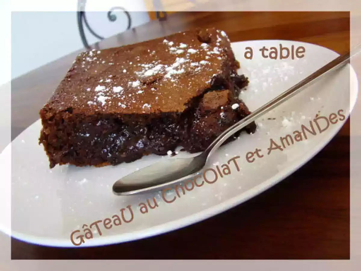 Gâteau au Chocolat et Amandes Entières