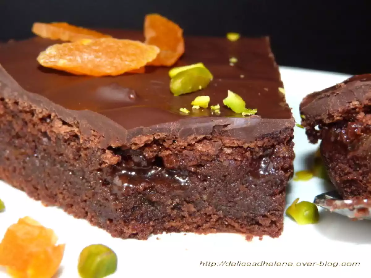 GATEAU AU CHOCOLAT FOURRE A L'ORANGE - photo 2