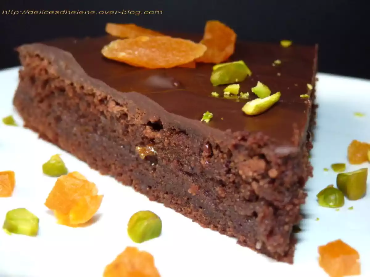 GATEAU AU CHOCOLAT FOURRE A L'ORANGE - photo 3