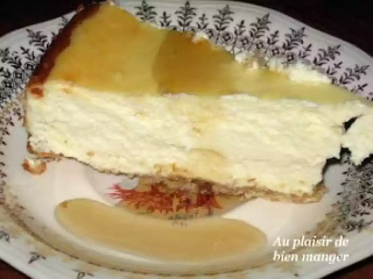 Gâteau au fromage de la cabane à sucre avec noix de Grenoble