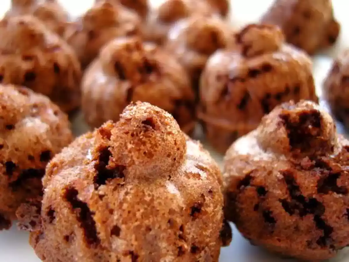 Gâteau au vin rouge et aux vermicelles