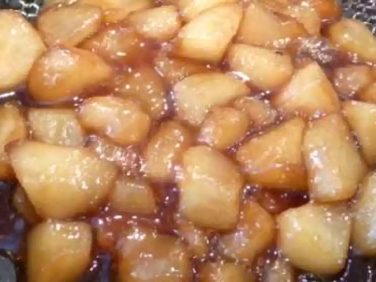 Gâteau au yaourt au chocolat blanc et aux poires caramélisées - photo 3