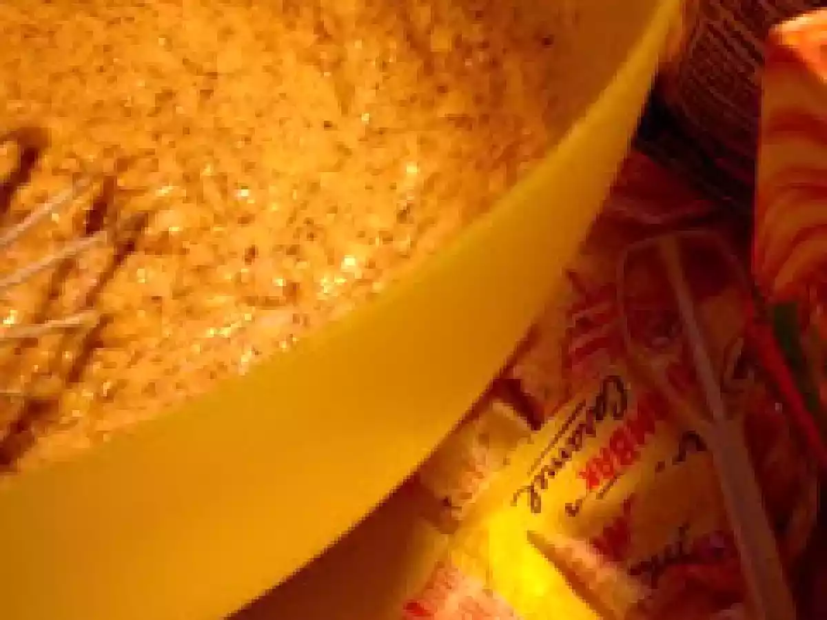 GâTEAU AU YAOURT ET à LA POUDRE DE CARAMBARS