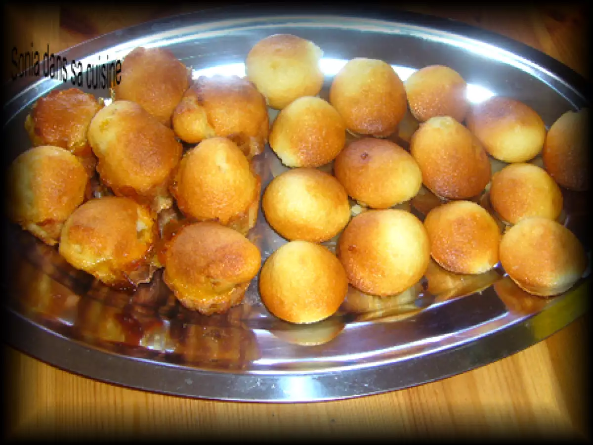 Gateau au yaourt individuels au chocolat blanc et confiture d'abricot - photo 2