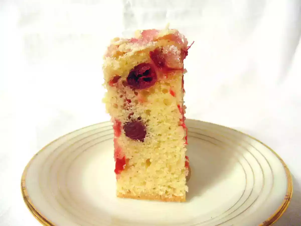 Gateau aux canneberges et aux amandes - photo 2