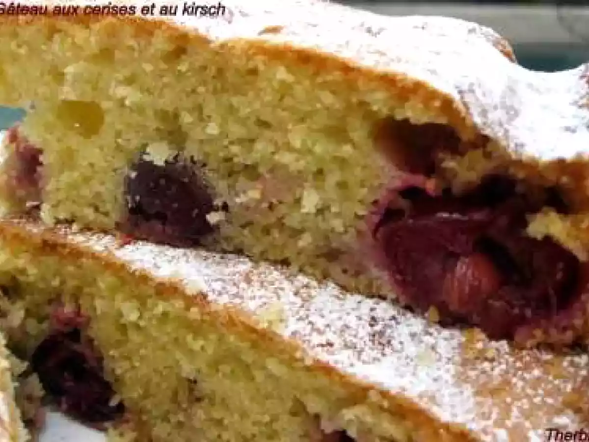 Gâteau aux cerises et au kirsch