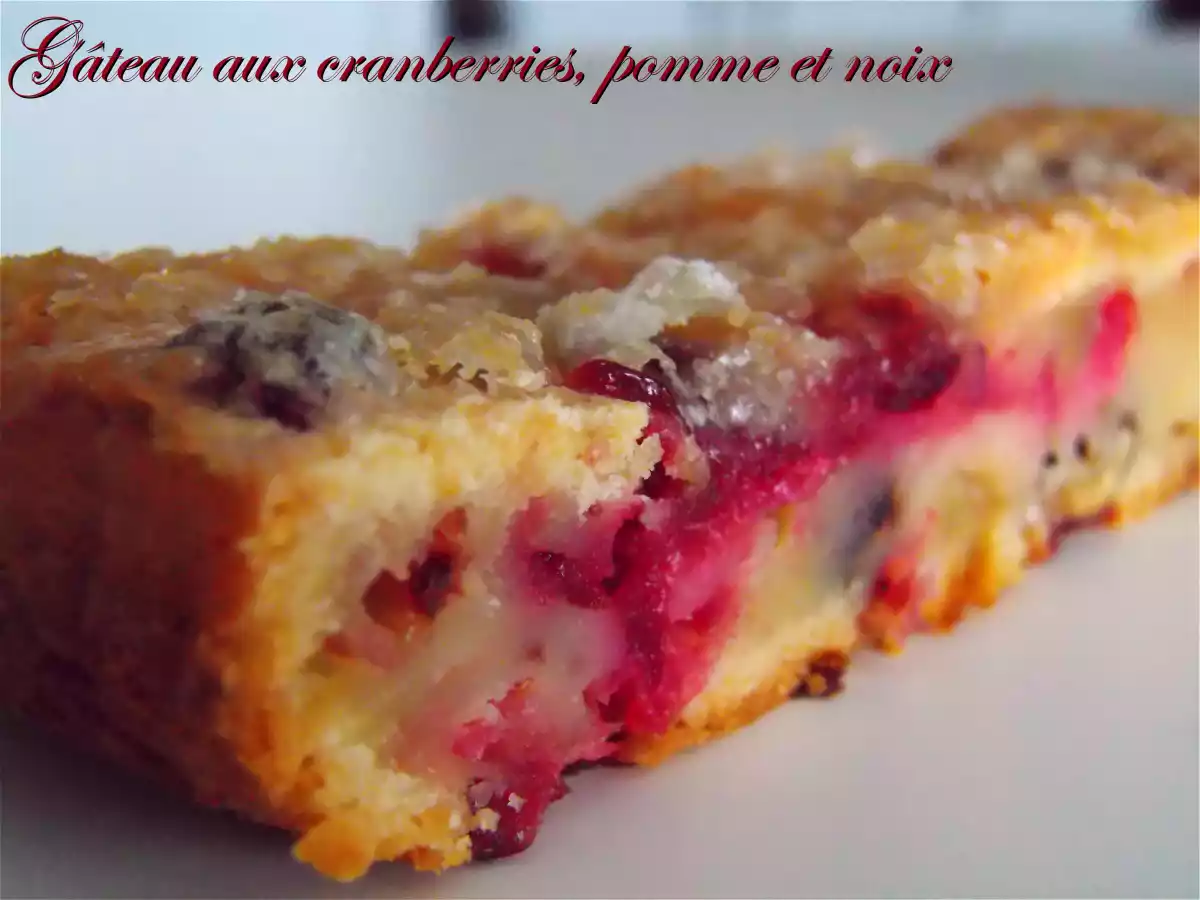 Gateau aux cranberries, pomme et noix