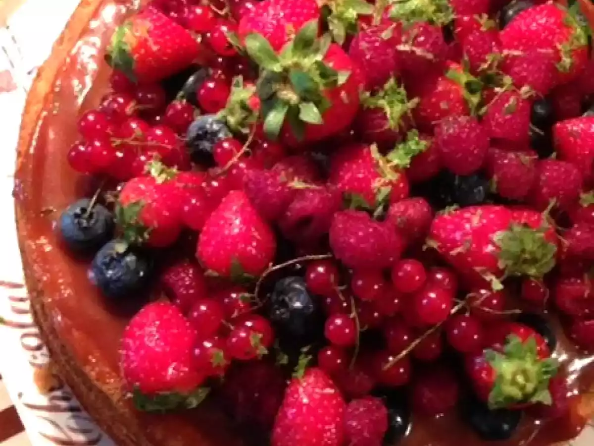 Gâteau aux fruits rouges et caramel - photo 3