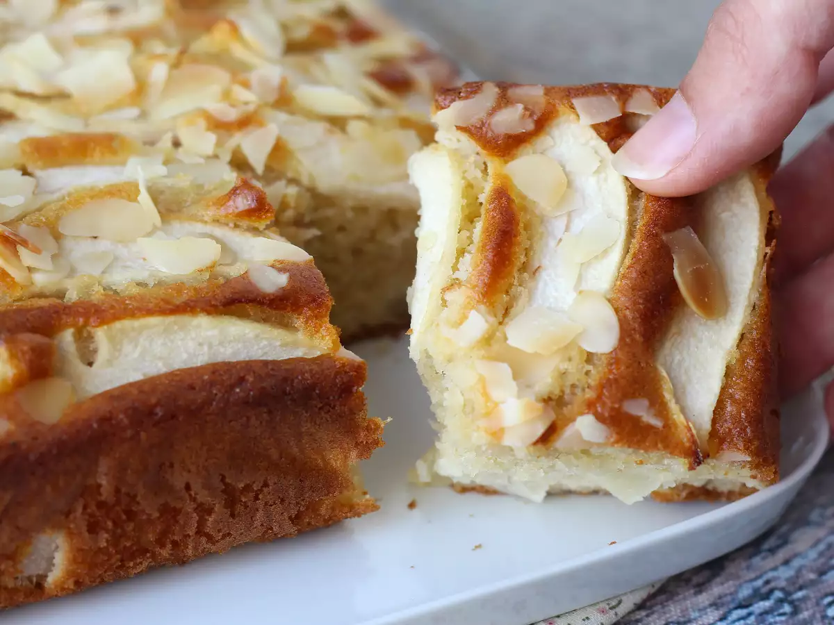 Gâteau aux poires facile et moelleux aux amandes - photo 6