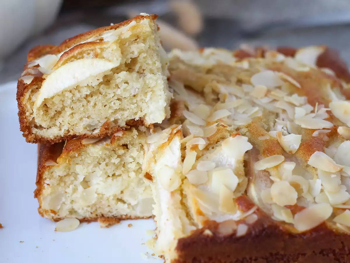 Gâteau aux poires facile et moelleux aux amandes - photo 8