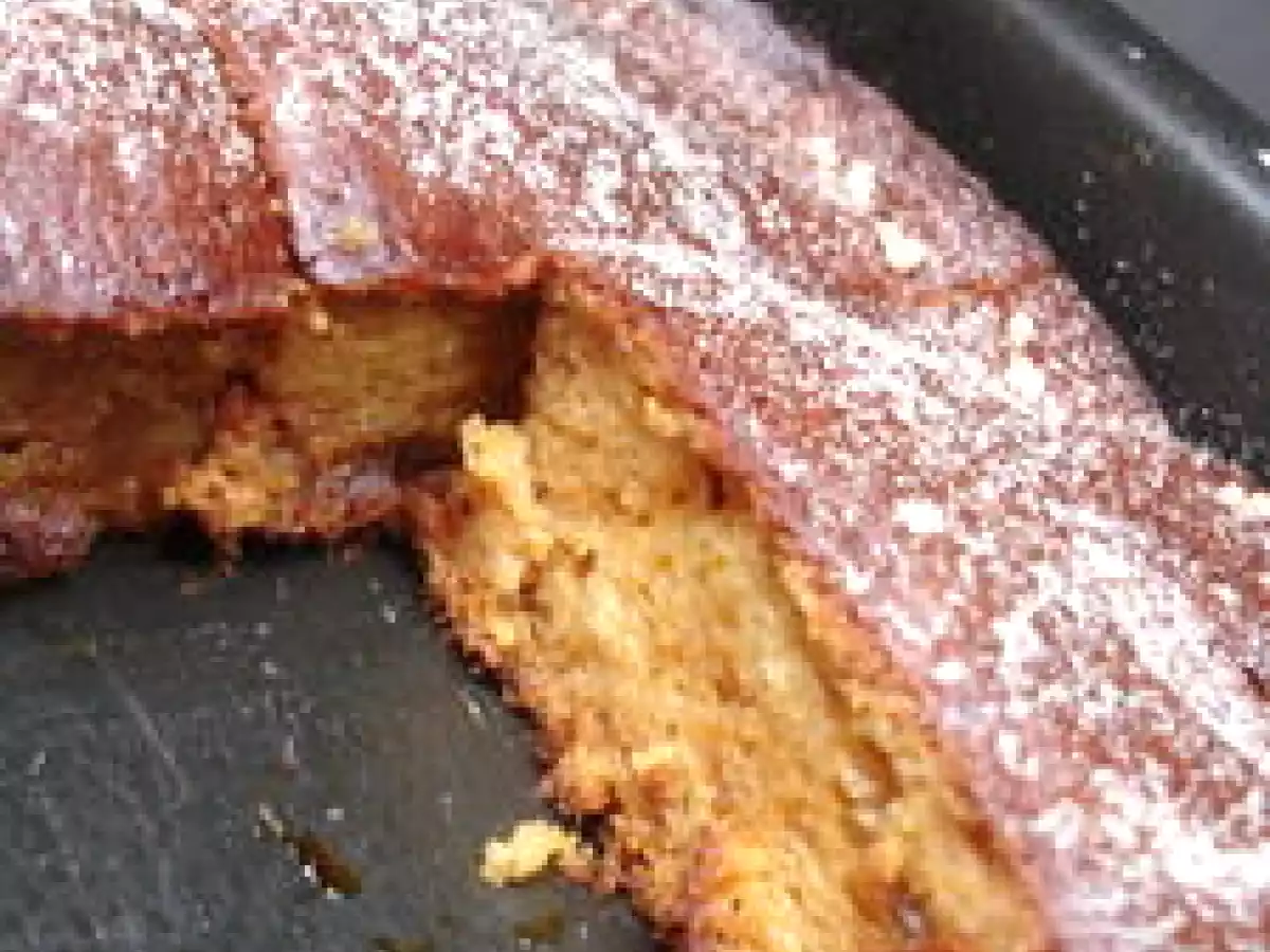Gâteau aux pommes caramélisées et à la ricotta