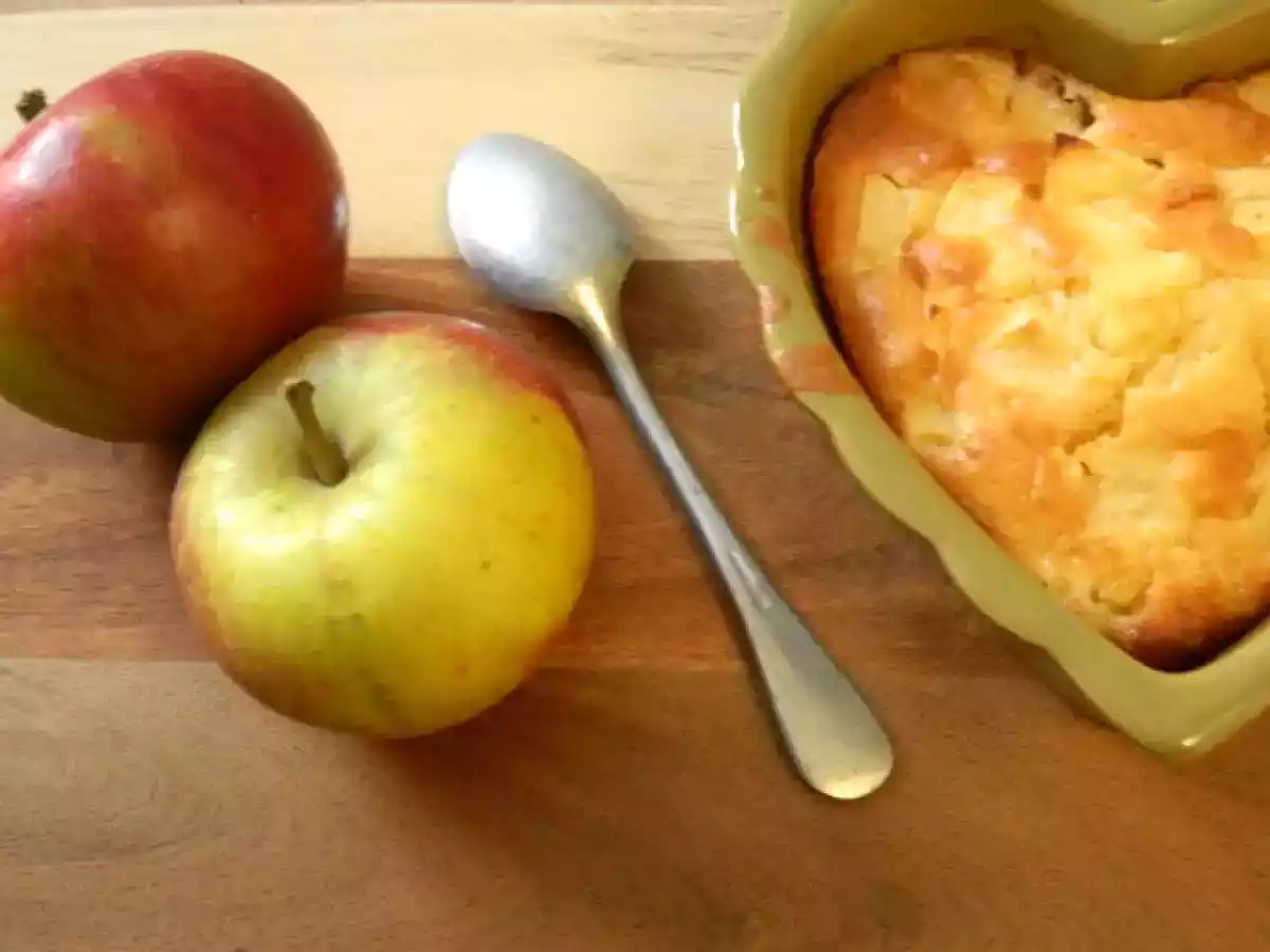 Gâteau aux pommes de mon enfance.