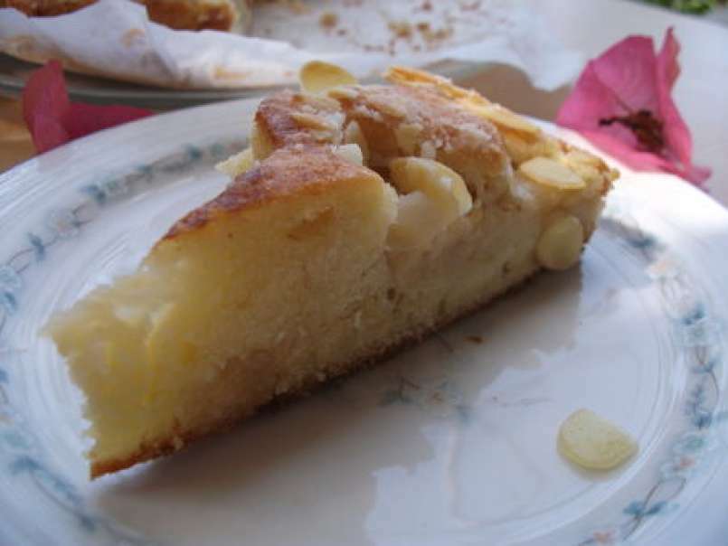 Gâteau Aux Pommes et à la Pâte d'Amandes..., photo 2