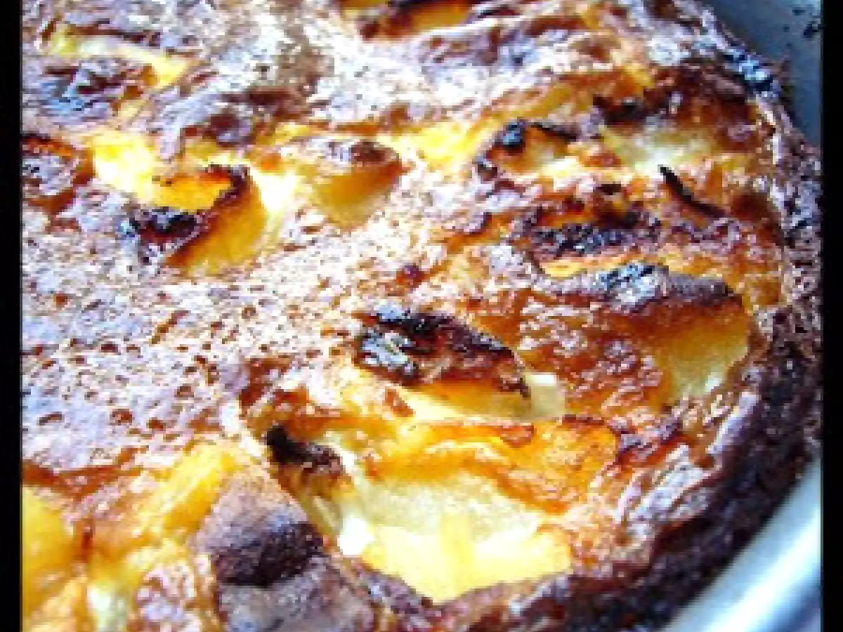 Gâteau aux pommes qui joue à cache-cache