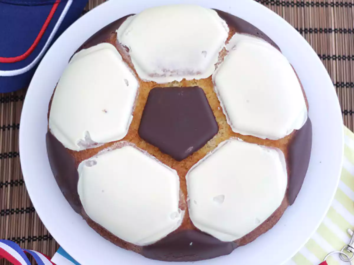 Gâteau ballon de football - photo 2