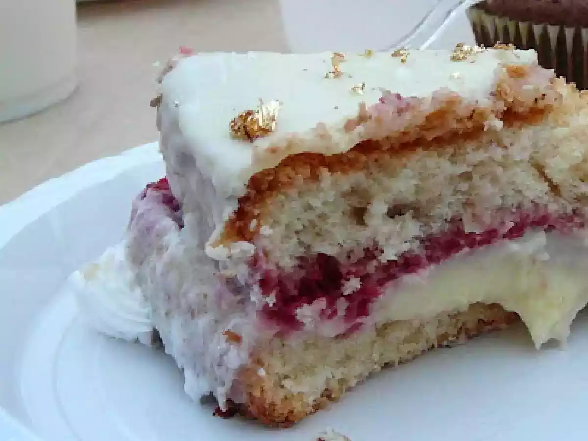 Gâteau Boston au chocolat blanc et à la fraise - photo 2