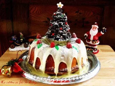 Gâteau bundt décoré pour les fêtes avec souhaits!