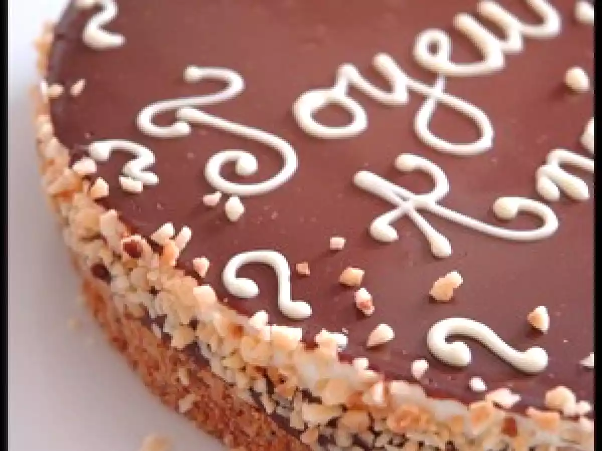 Gâteau choco-praliné-noisettes