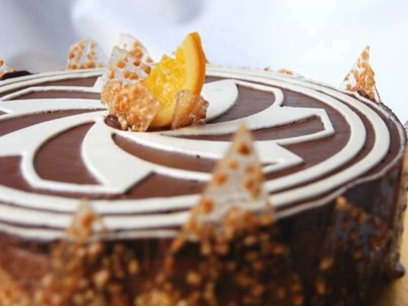 Gâteau chocolat, nougatine, orange
