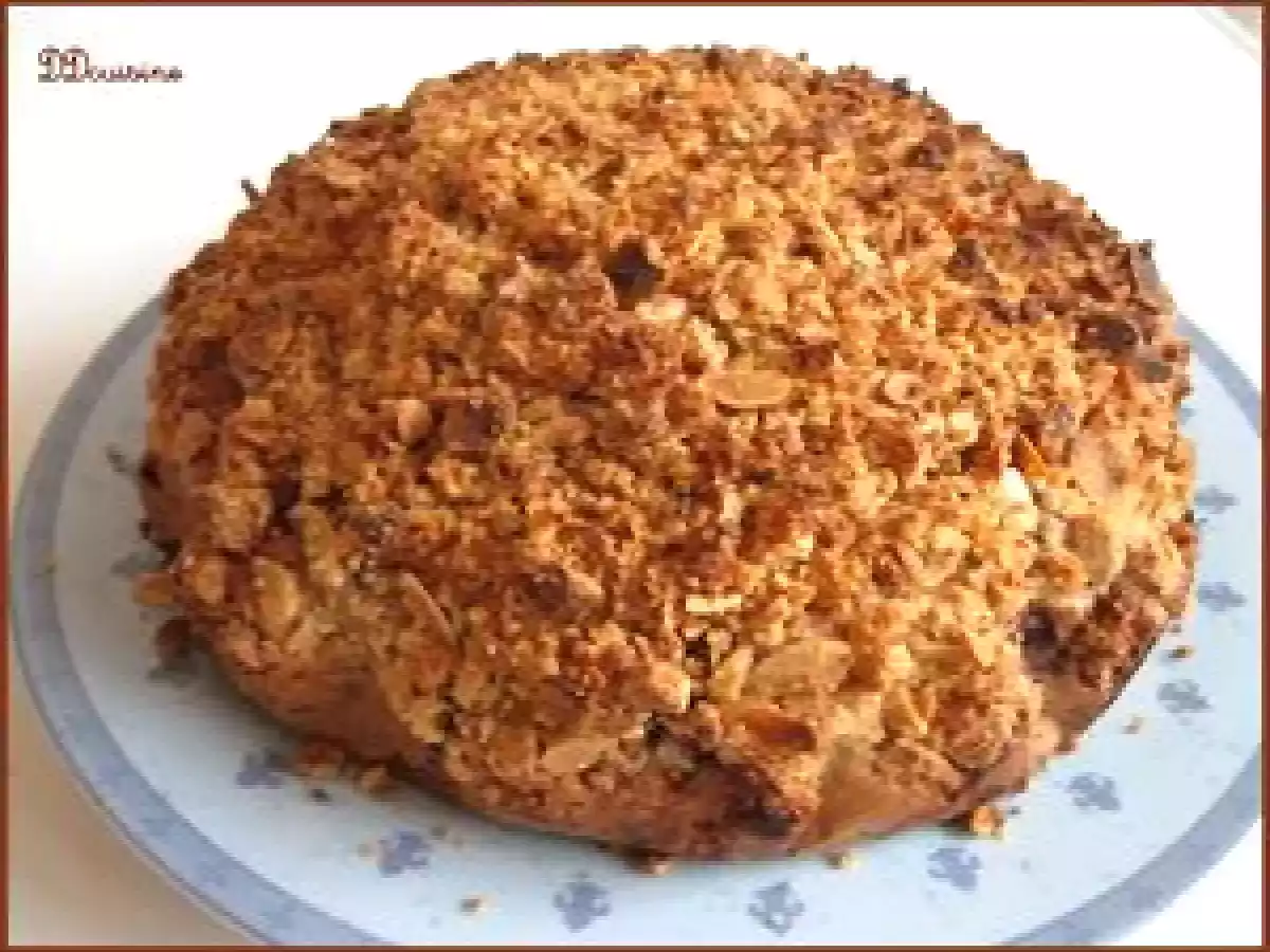 Gâteau crumbelisé aux mûres et aux amandes