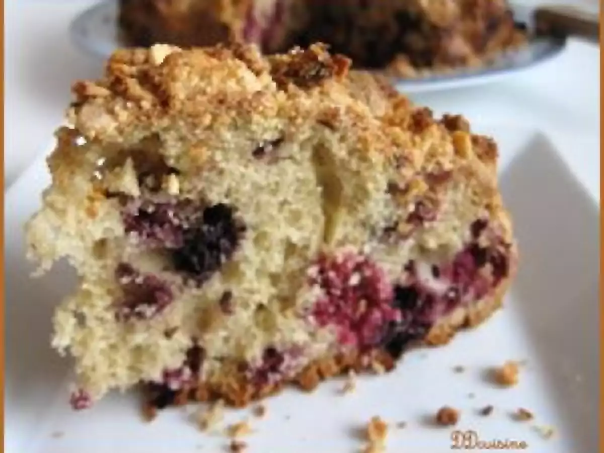 Gâteau crumbelisé aux mûres et aux amandes - photo 3