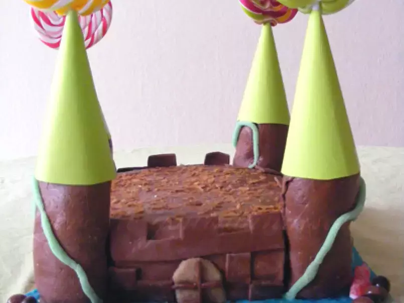 Gâteau d'anniversaire 3D Château Fort, photo 1