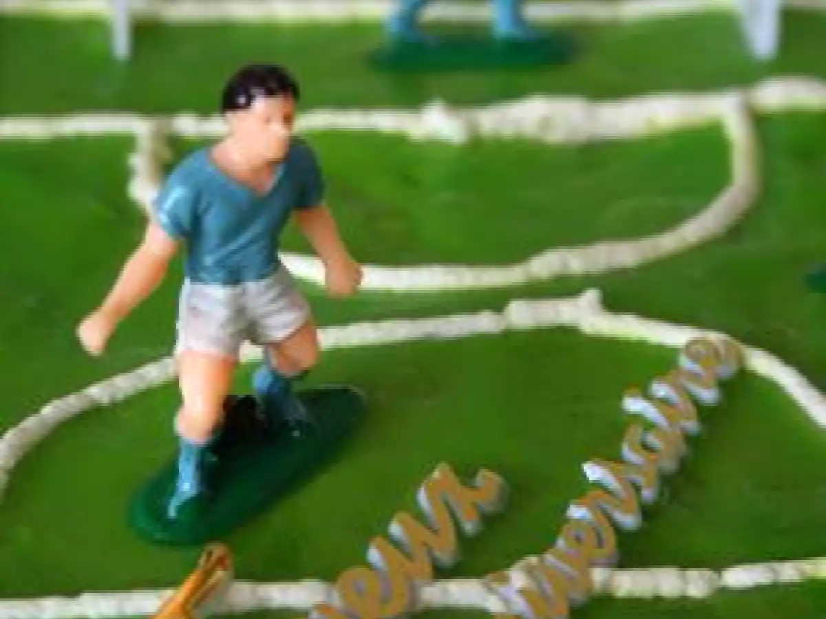 Gâteau d'anniversaire en terrain de foot - photo 2