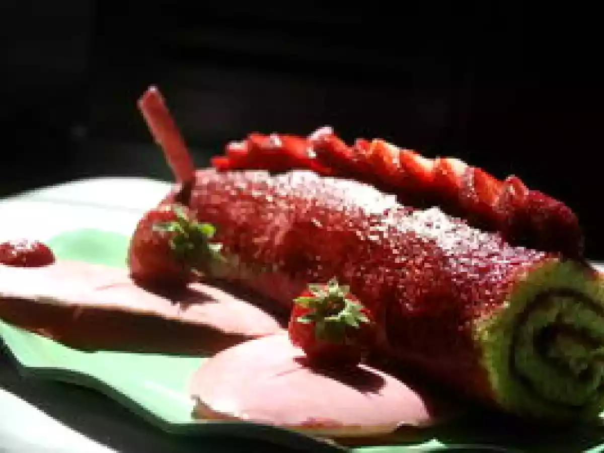 Gâteau d'anniversaire Le papillon à la fraise pour jolie princesse - photo 2