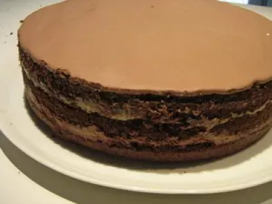 Gâteau d'anniversaire mousse au chocolat et crème noisette - photo 2