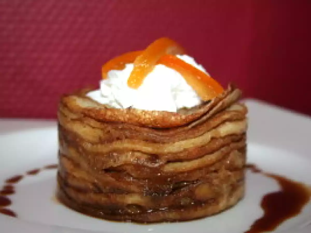 Gâteau de crêpes et sa sauce lacquement