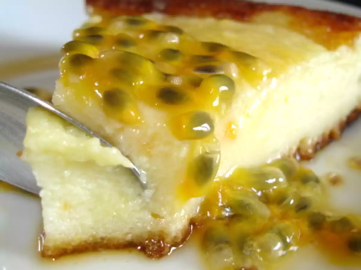 GATEAU DE FROMAGE BLANC A L'ORANGE, COULIS PASSION