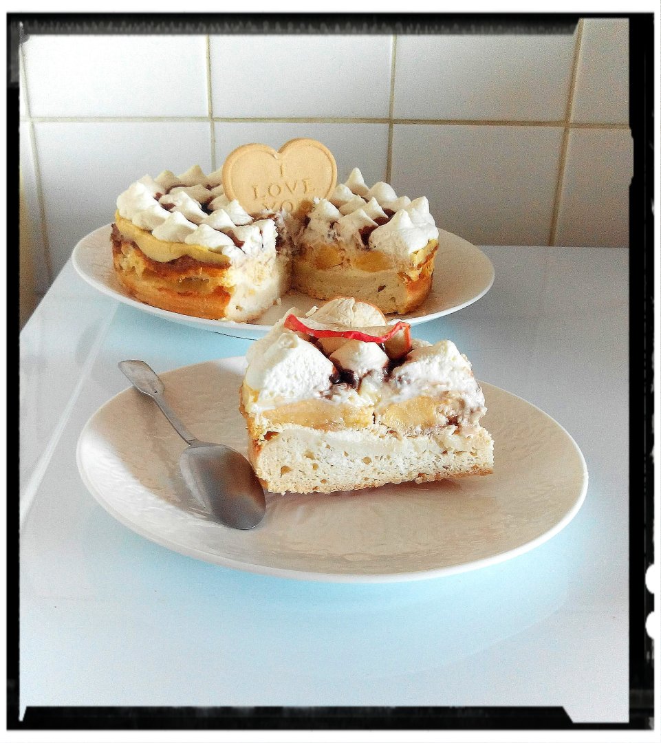 Gateau De Fromage Blanc Revisite Pomme Rhum Chocolat Recette Ptitchef