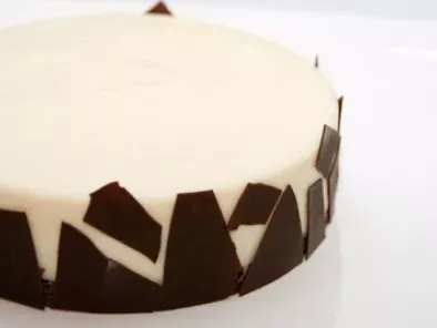 Gâteau de mousse au chocolat blanc