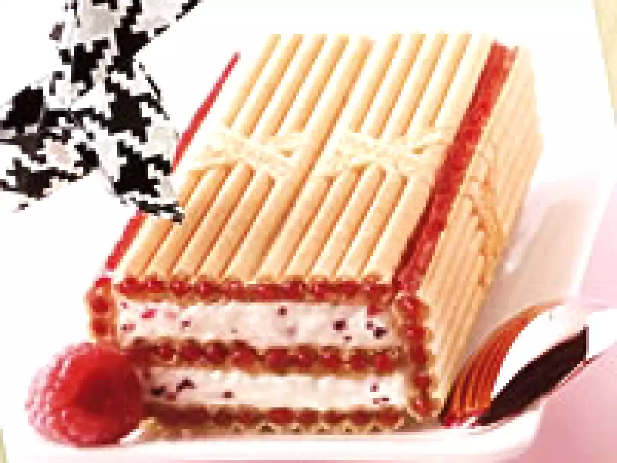 Gâteau de Paille d'Or à la framboise