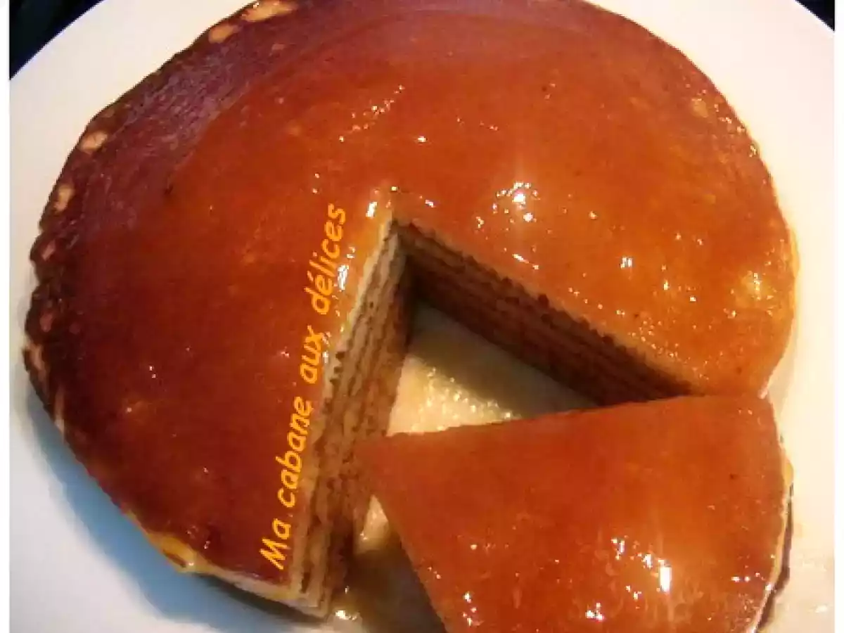 Gâteau de pancakes sauce jus d'agrumes