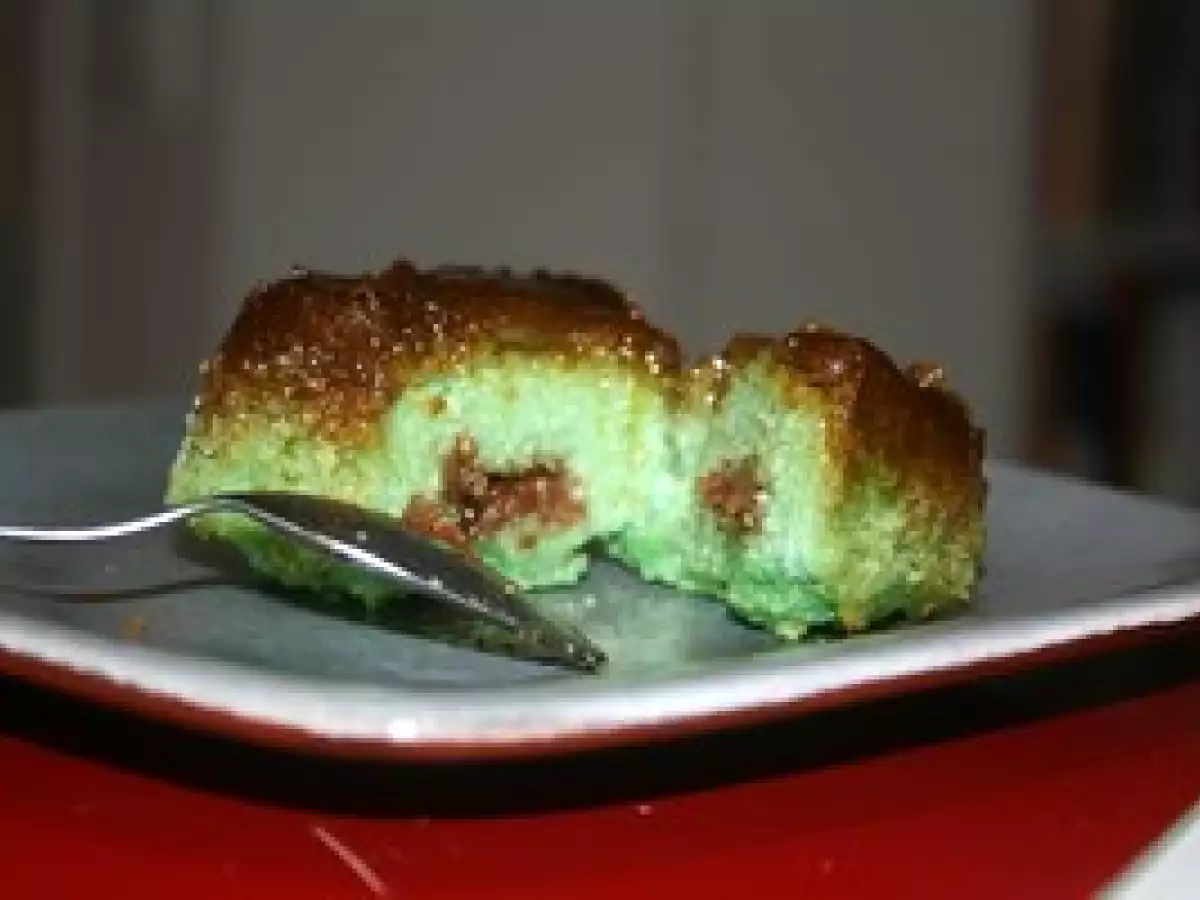 Gâteau de semoule à la pistache et au chocolat - photo 4