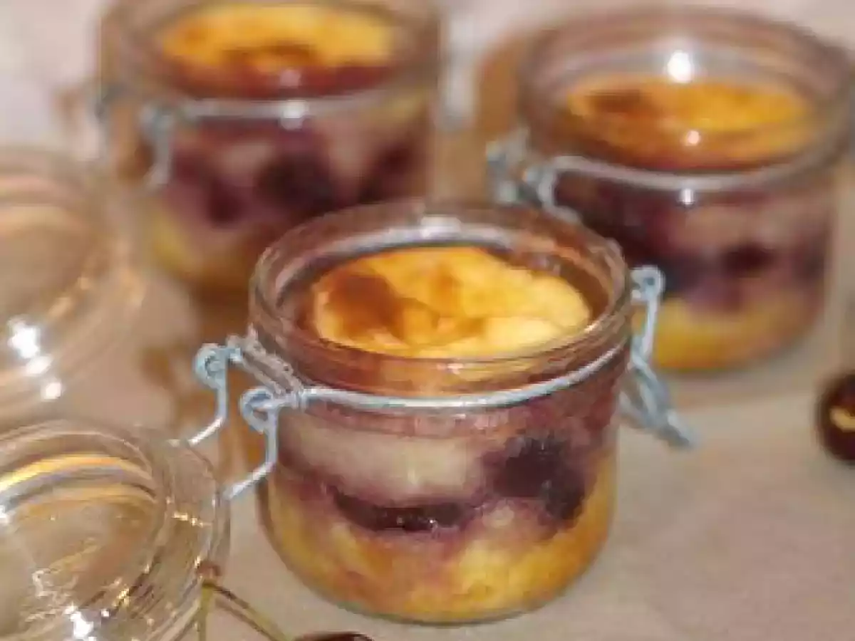 Gâteau de semoule aux cerises