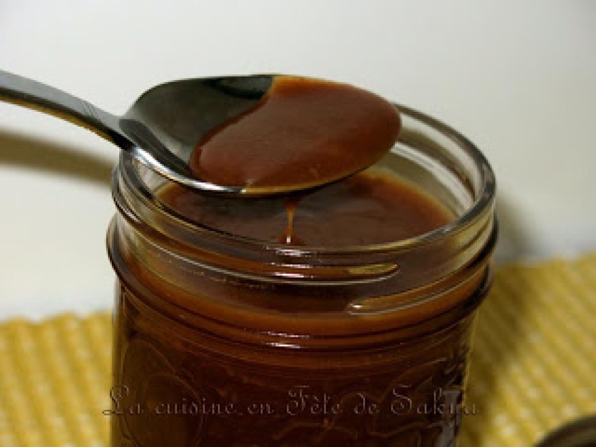 Gâteau décadent aux dattes et au chocolat avec le caramel fleur de sel de eryn Recette Ptitchef