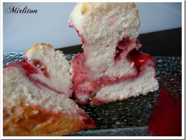 Gateau Des Anges A La Fraise Aussi Leger Qu Un Nuage Recette Ptitchef