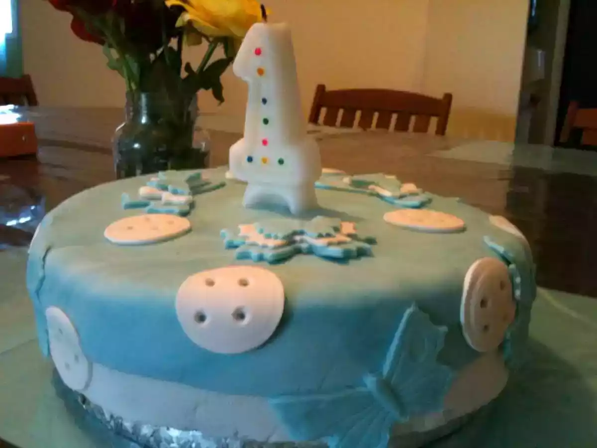 Gâteau design: cake à l?orange grand marnier et fourré à la praline