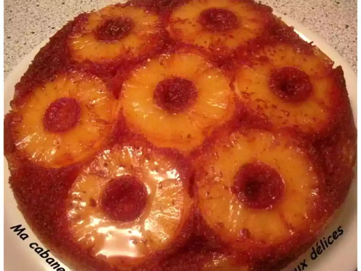Gâteau exotique à l'ananas et noix de coco