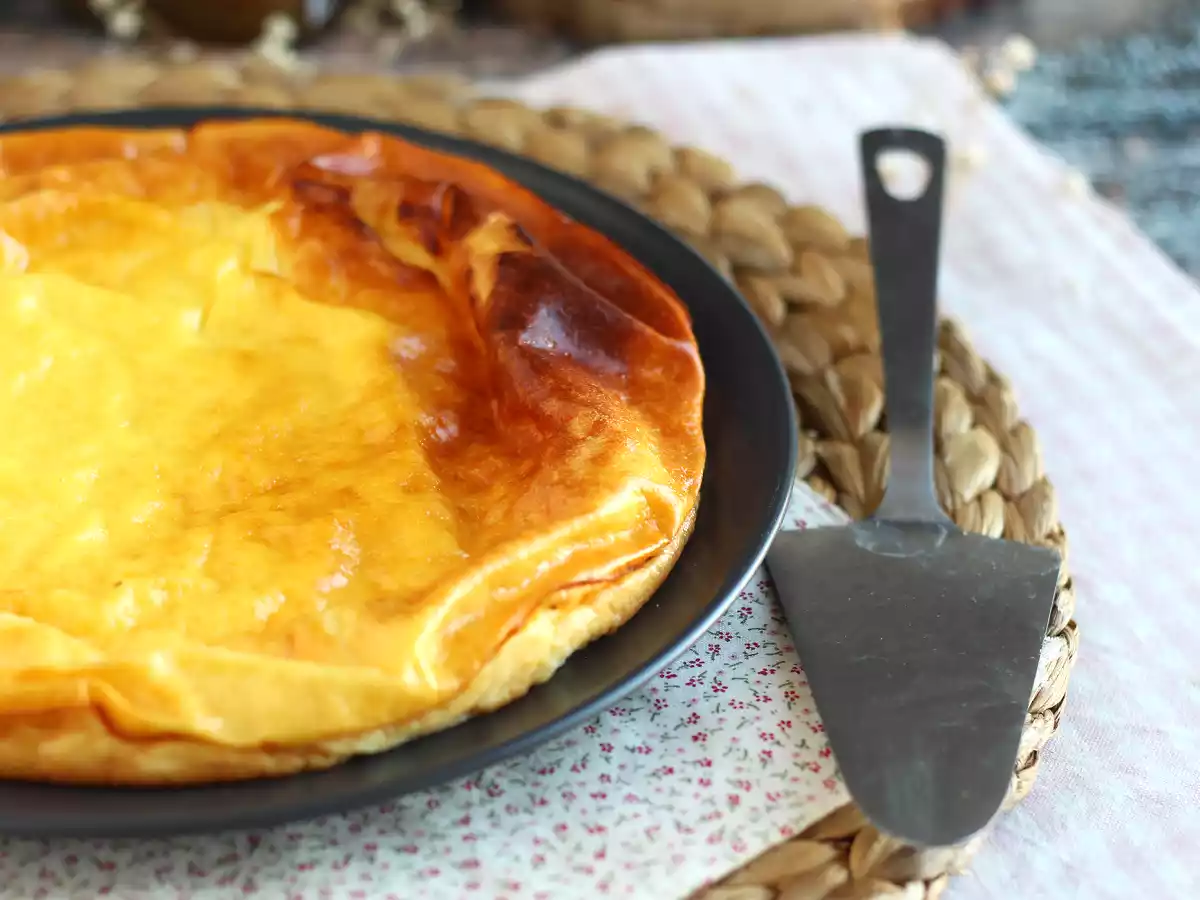 Gâteau extra rapide et facile avec seulement 3 ingrédients! - photo 3