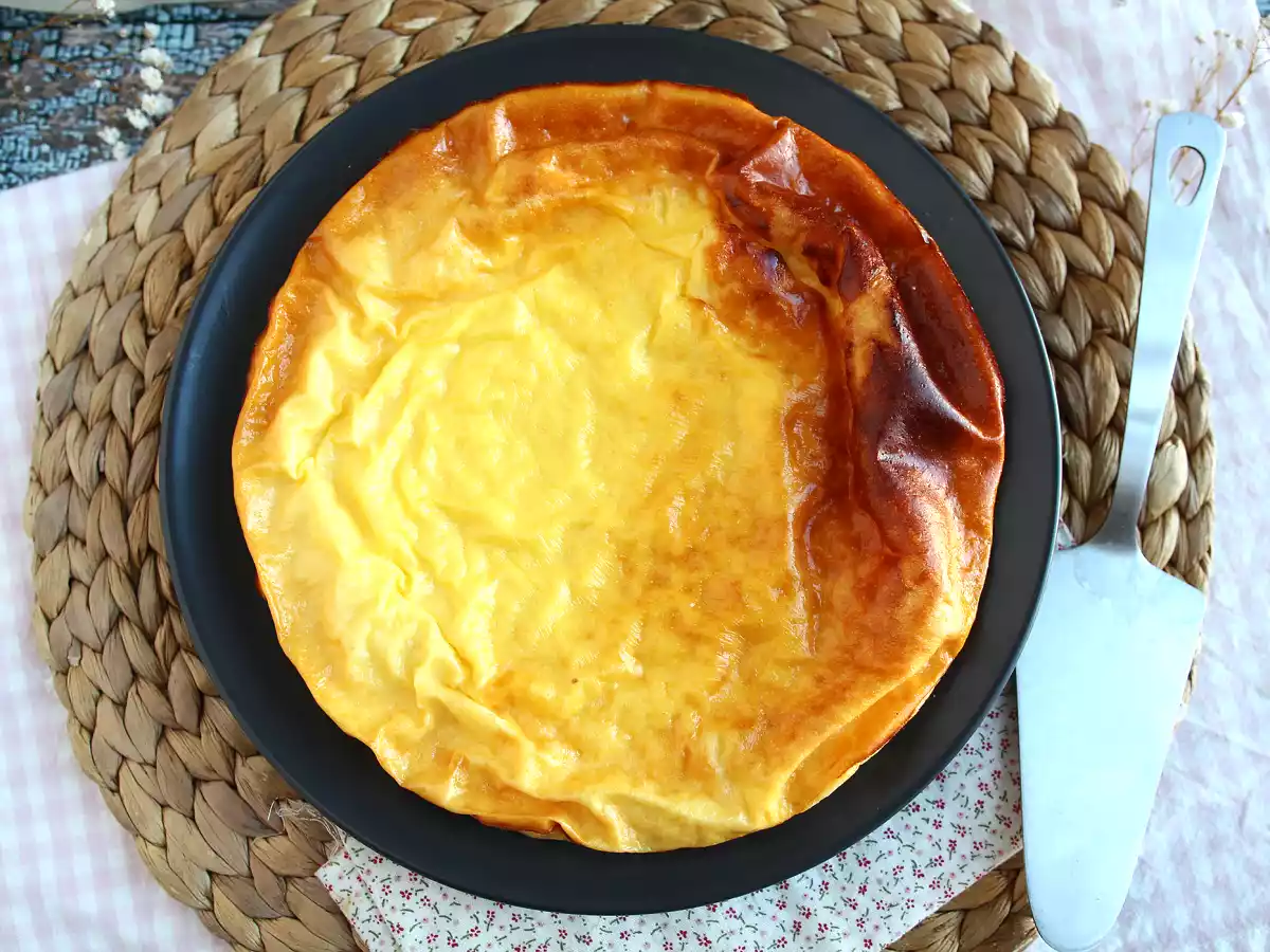 Gâteau extra rapide et facile avec seulement 3 ingrédients! - photo 2