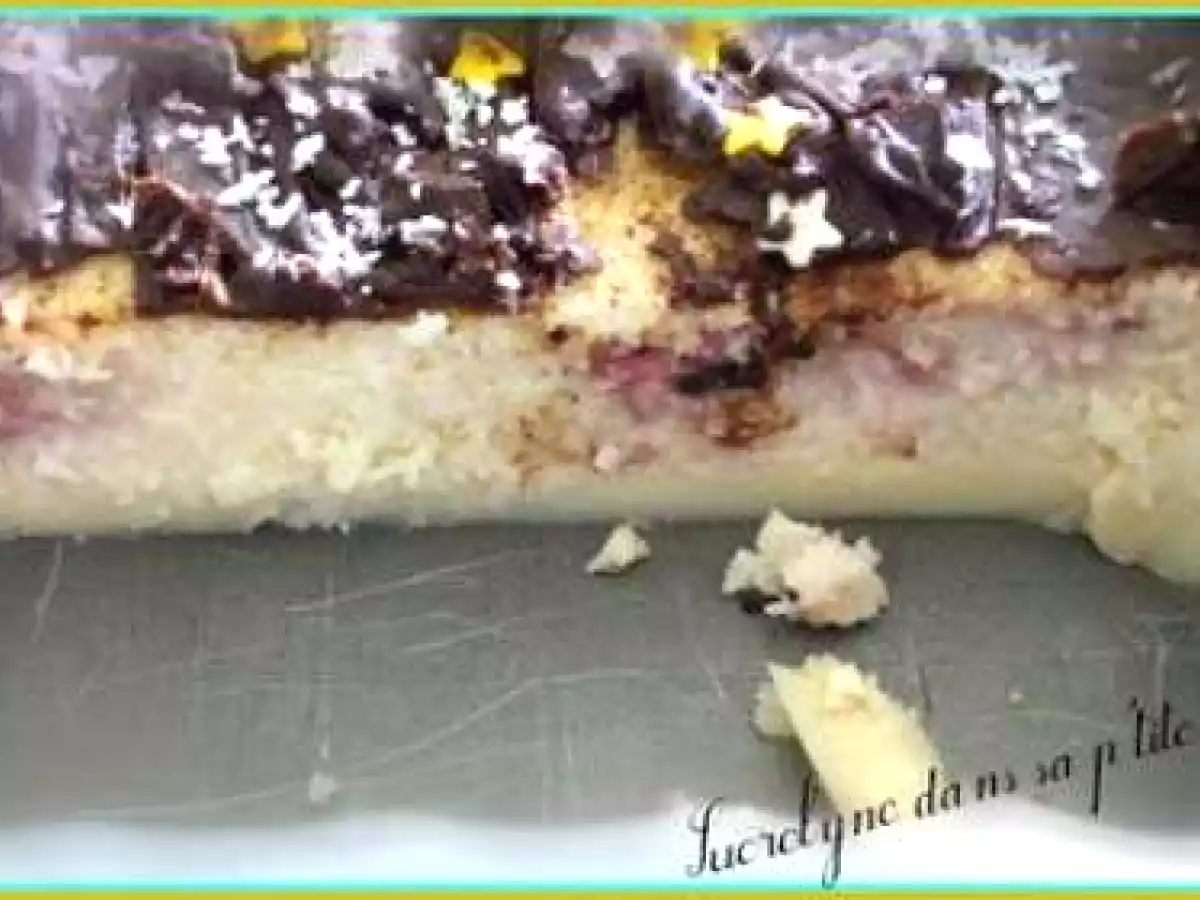 Gâteau-flan noix de coco et fraises