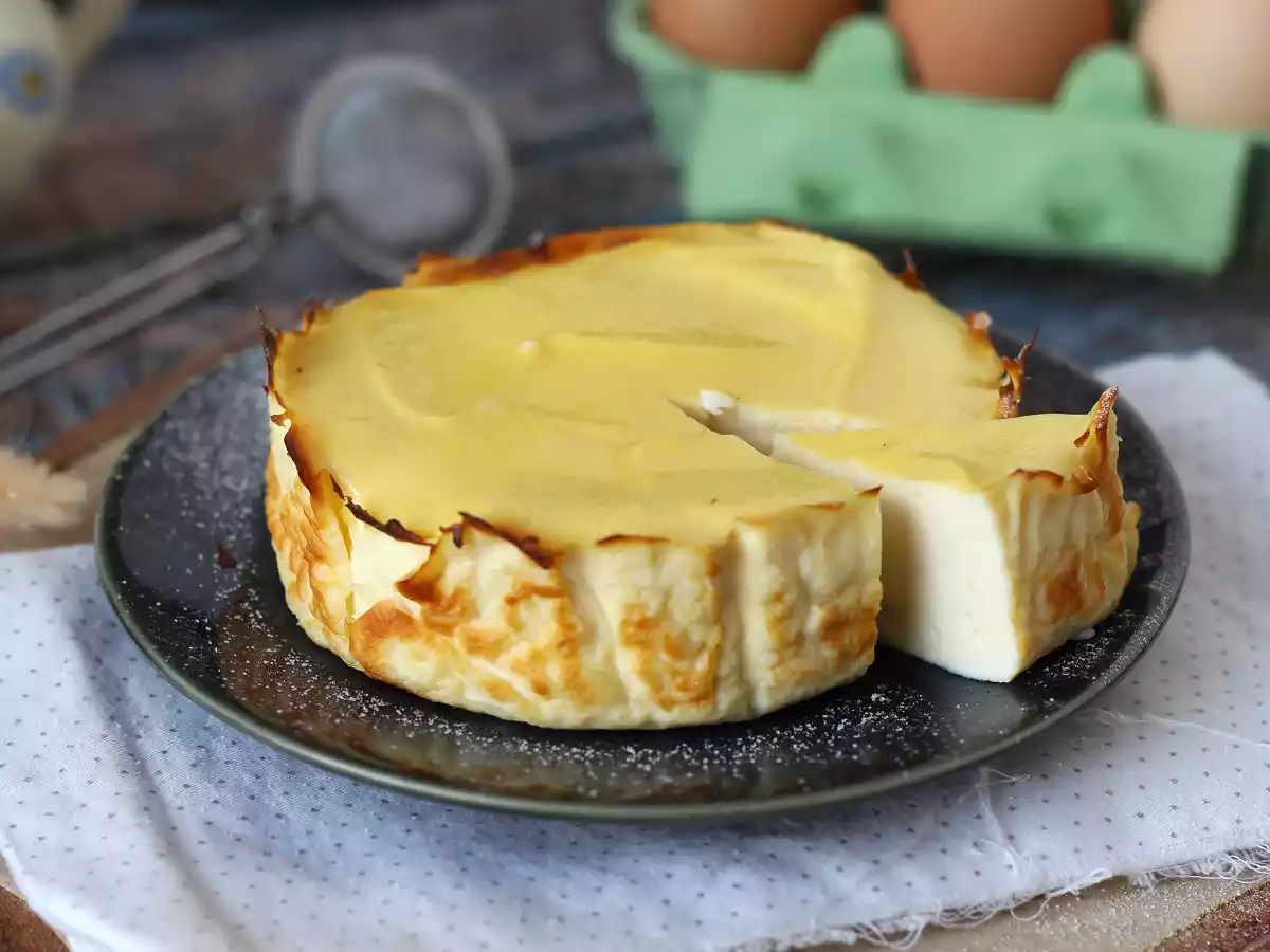 Gâteau fondant à la ricotta économique et avec seulement 4 ingrédients
