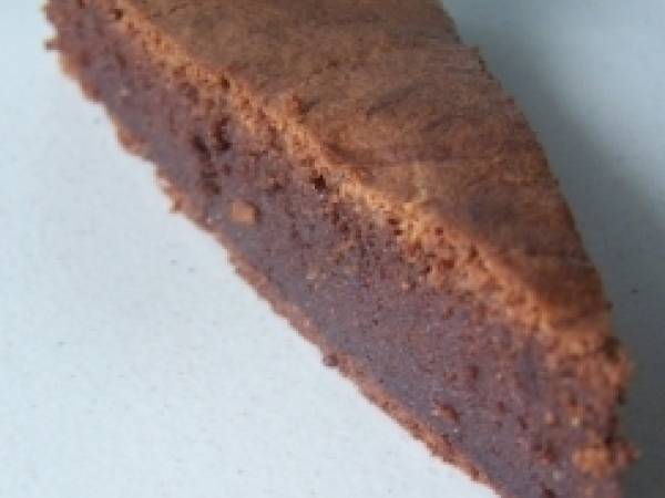 GATEAU FONDANT PRALINE CHOCOLAT