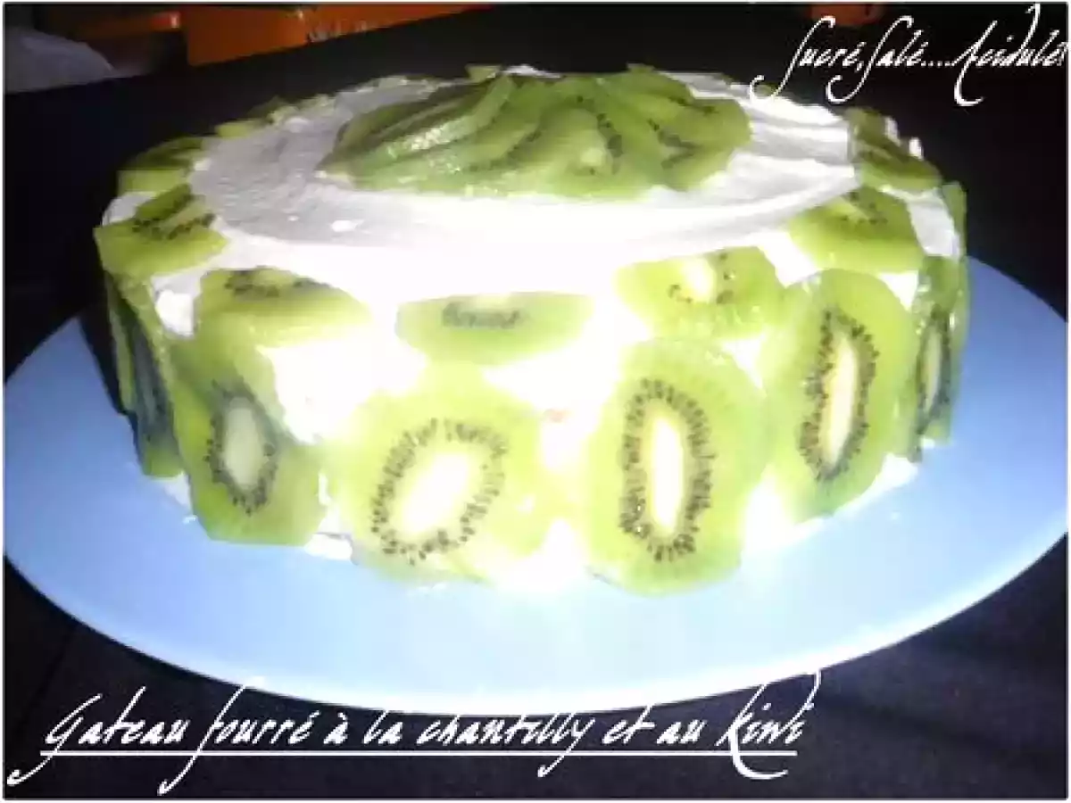 Gâteau fourré au kiwi